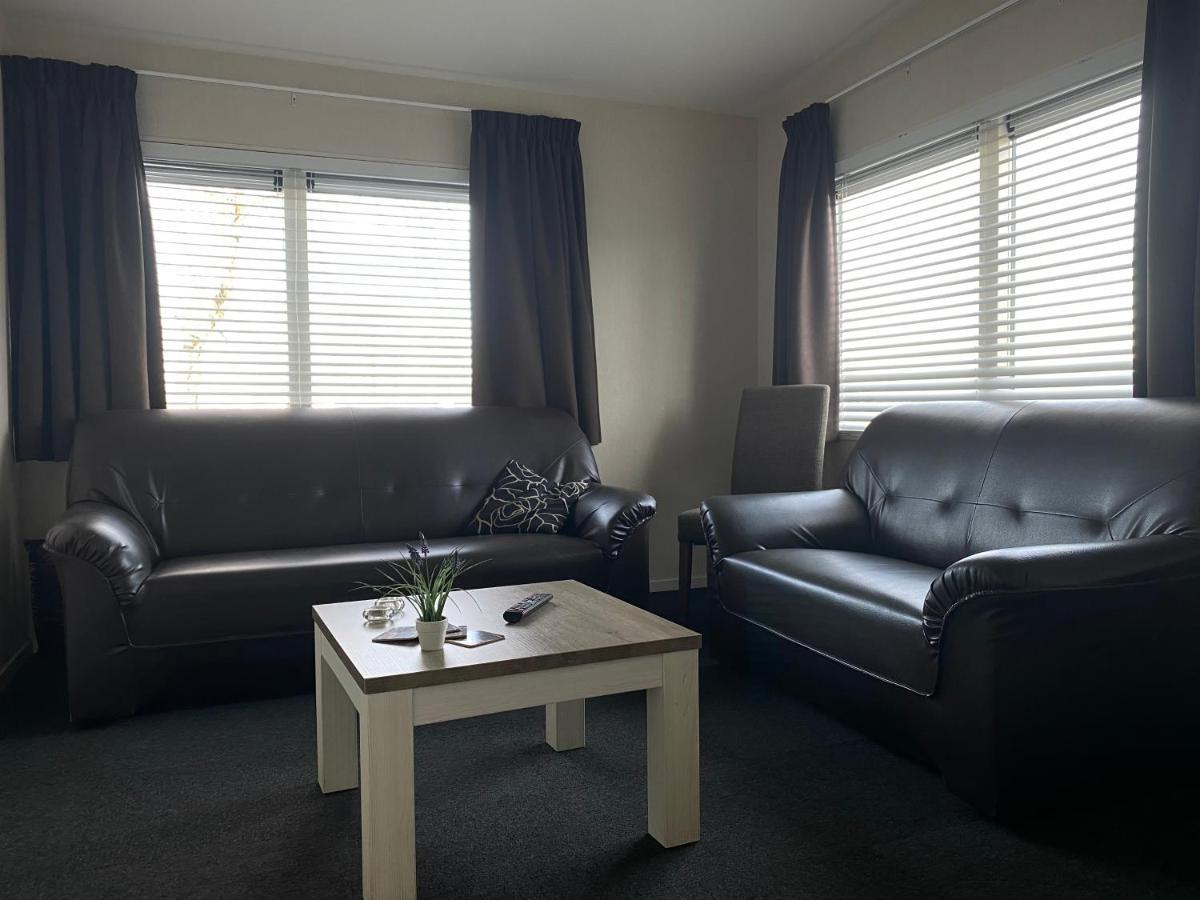 Visserslust - Woonboten & Appartementen Vinkeveen Exteriör bild