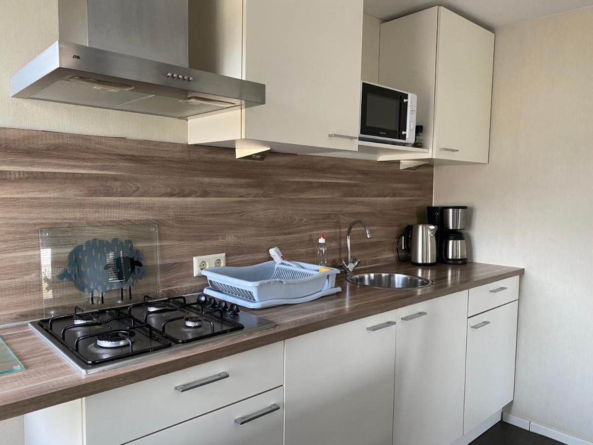 Visserslust - Woonboten & Appartementen Vinkeveen Exteriör bild