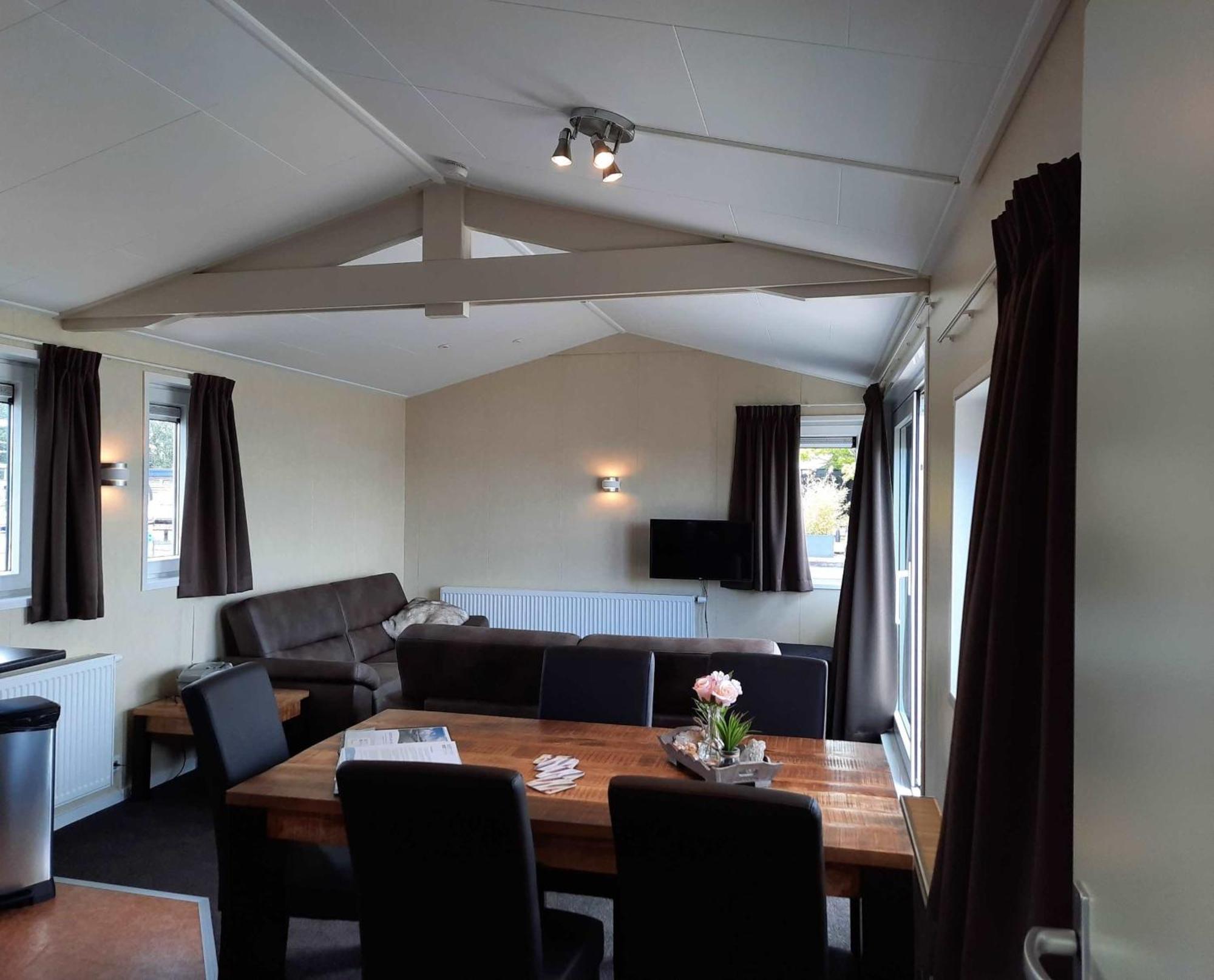 Visserslust - Woonboten & Appartementen Vinkeveen Exteriör bild