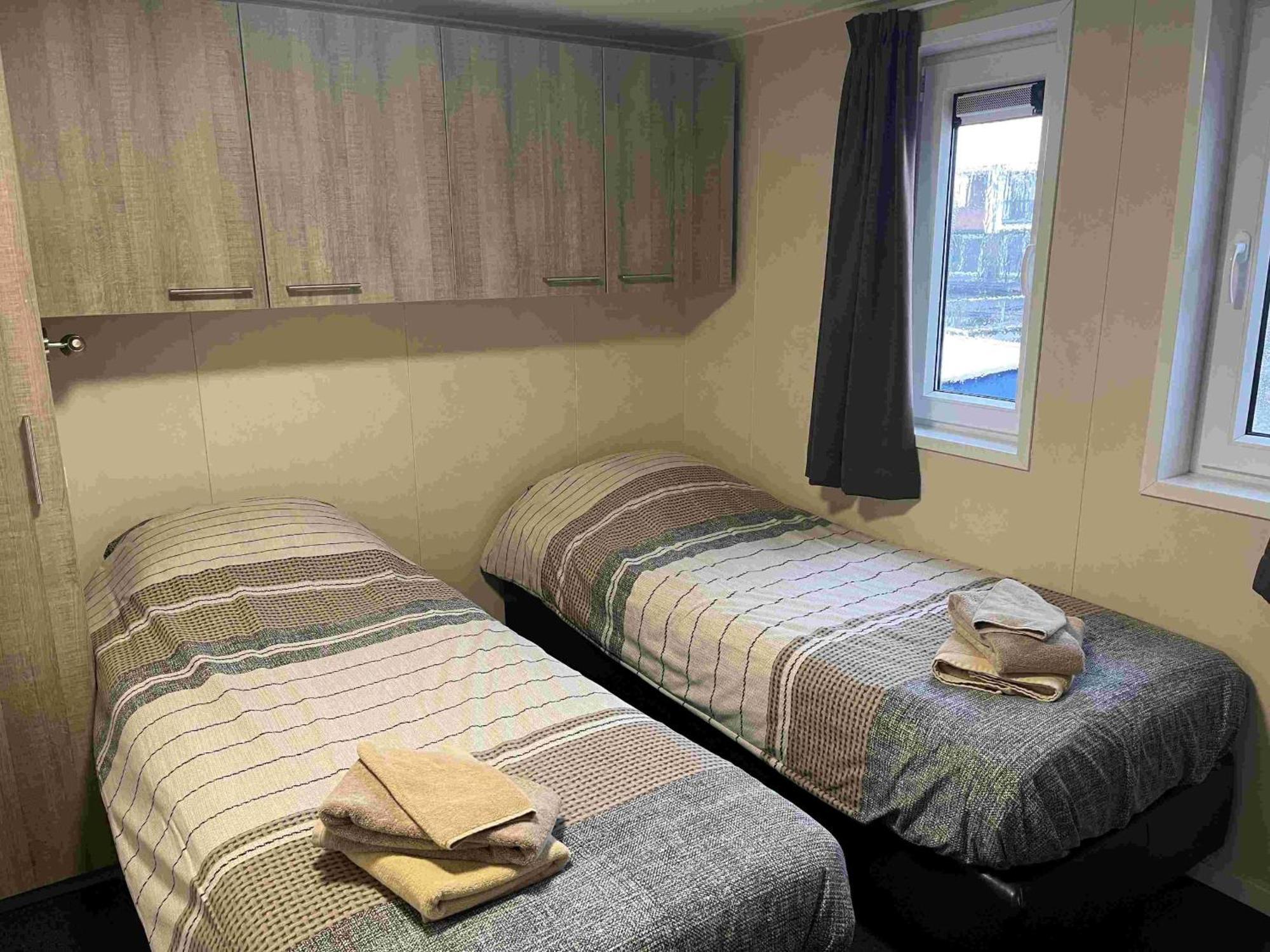 Visserslust - Woonboten & Appartementen Vinkeveen Exteriör bild